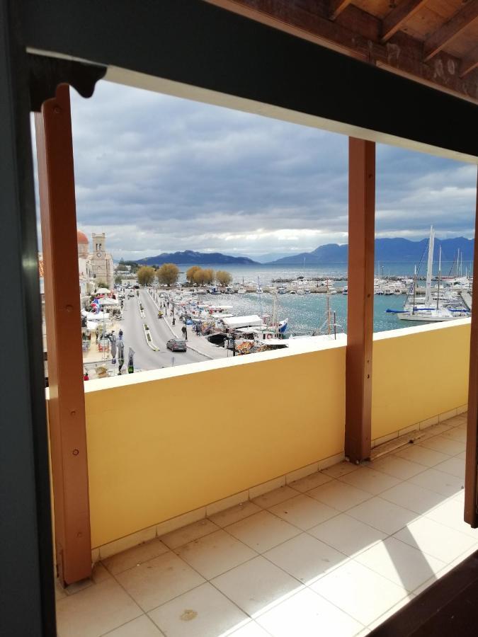 Aegina Port Apt 2-Διαμέρισμα Στο Λιμάνι Της Αίγινας 2 Bagian luar foto