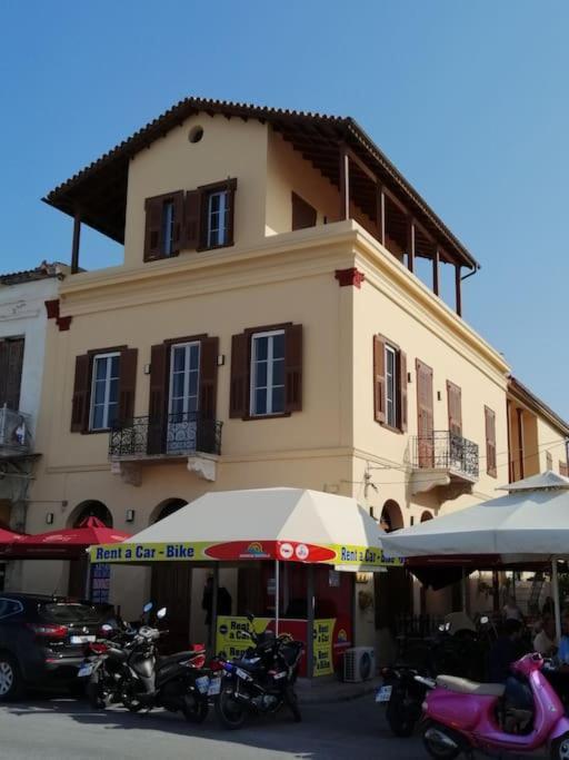 Aegina Port Apt 2-Διαμέρισμα Στο Λιμάνι Της Αίγινας 2 Bagian luar foto